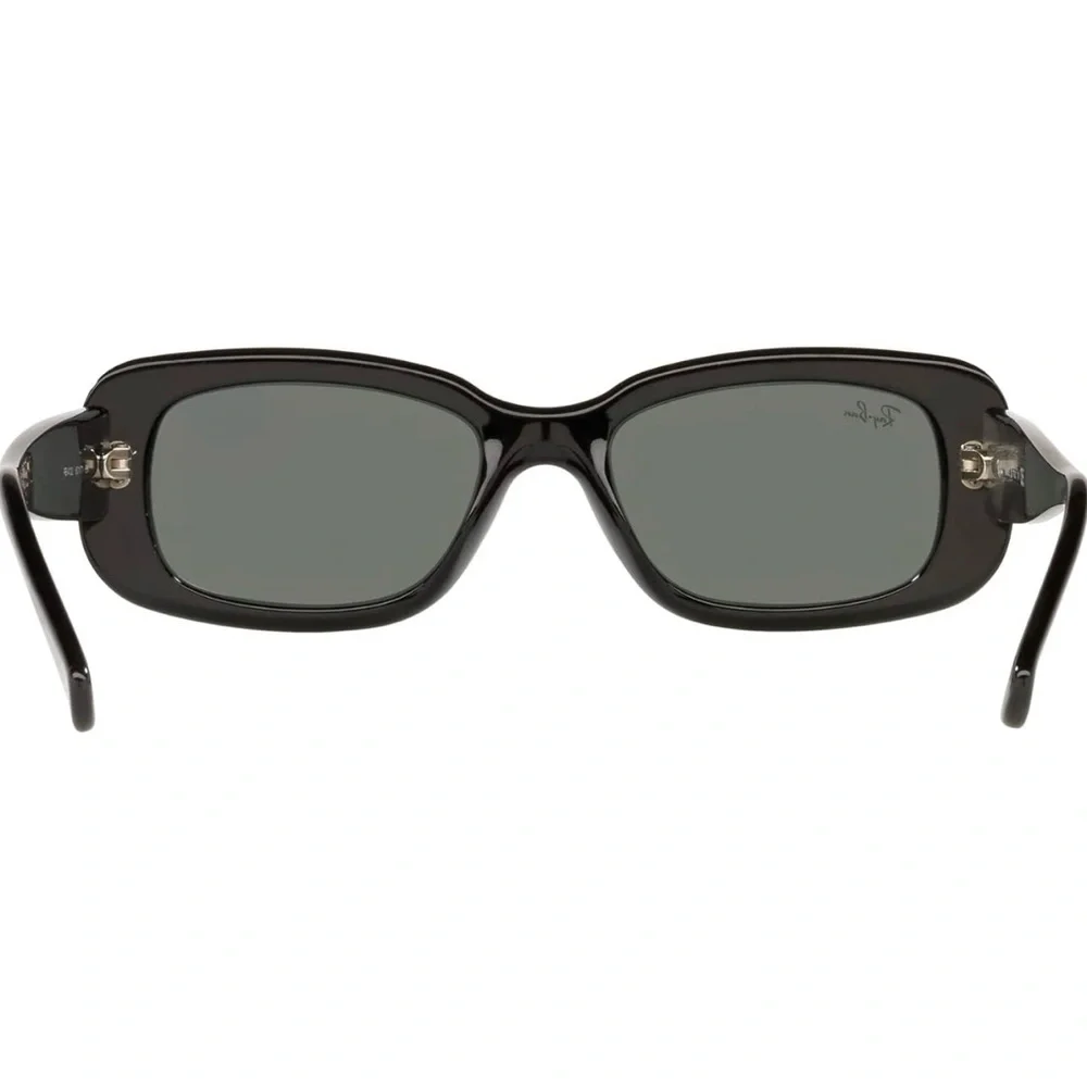 Ray-Ban Woman Sunglasses Black Frame, Green Classic G-15 Lenses, 50MM